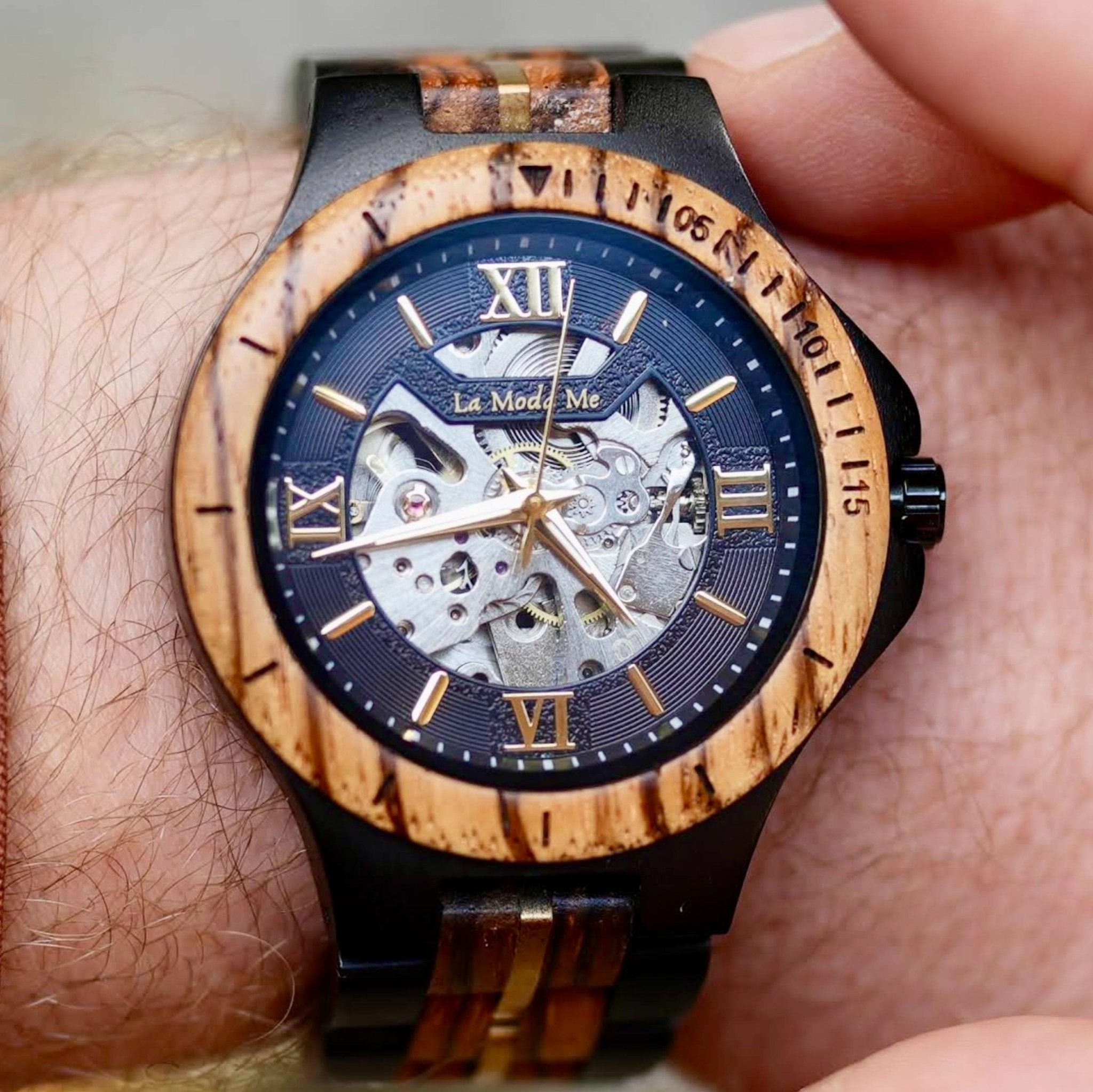 LIGNUM Notterdam Automatic – Automatikuhr aus Zebranoholz