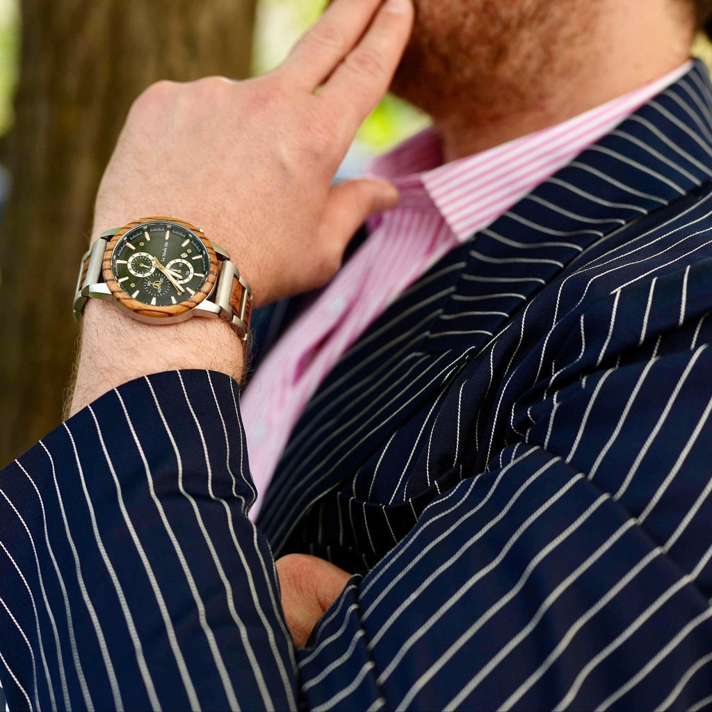 LIGNUM Timberline Blue – Premium Holzuhr mit blauen Akzenten